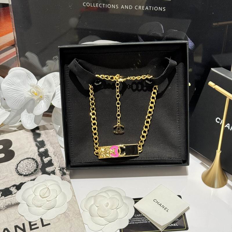 Chanel necklace 1lyx113